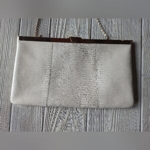 Etra Vintage Envelope Clutch Genuine Leather Purse Ivory w Gold Trim/Chain